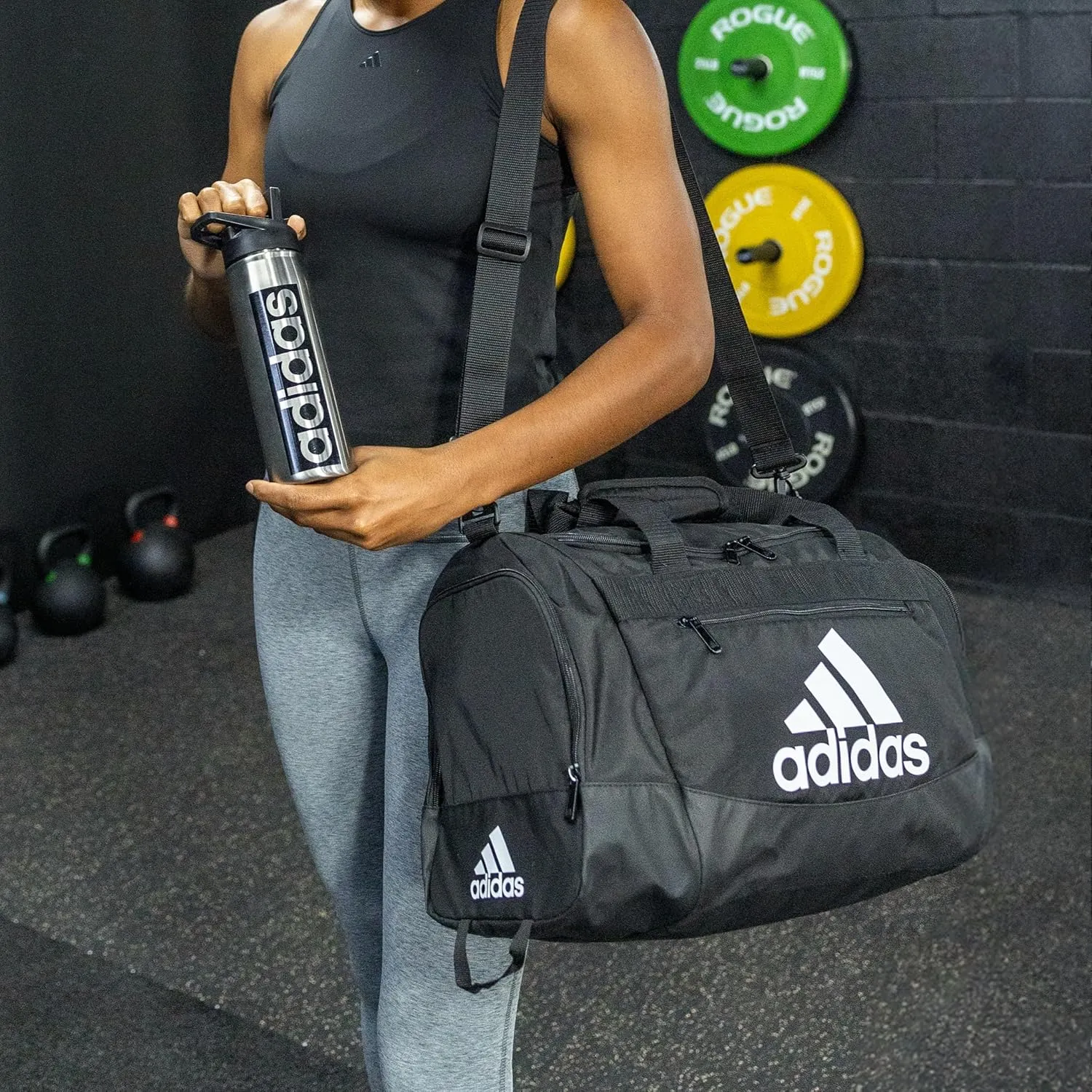 adidas Unisex Defender 4.0 Gym Duffel Bag for Men and Women, Team Onix Grey, Small (38L)