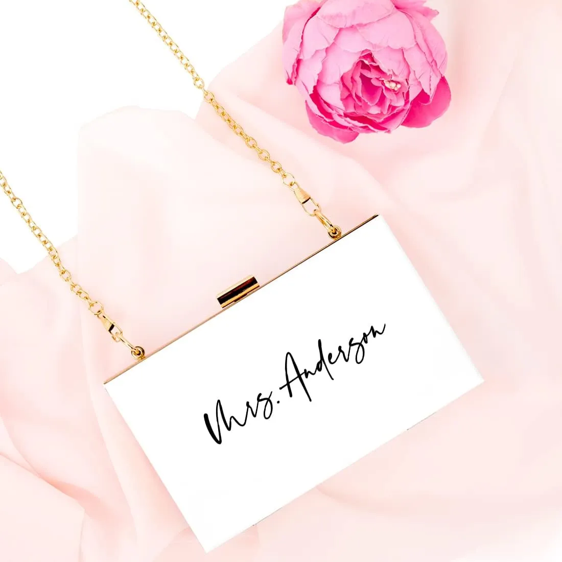 Andaz Press Personalized Acrylic Clutch Purse for Bride, Modern Custom Mrs. White Clutch Box Shoulder Handbag with Gold Removable Metal Chain for Wedding Day Bachelorette, Bridal Shower Bride Purse