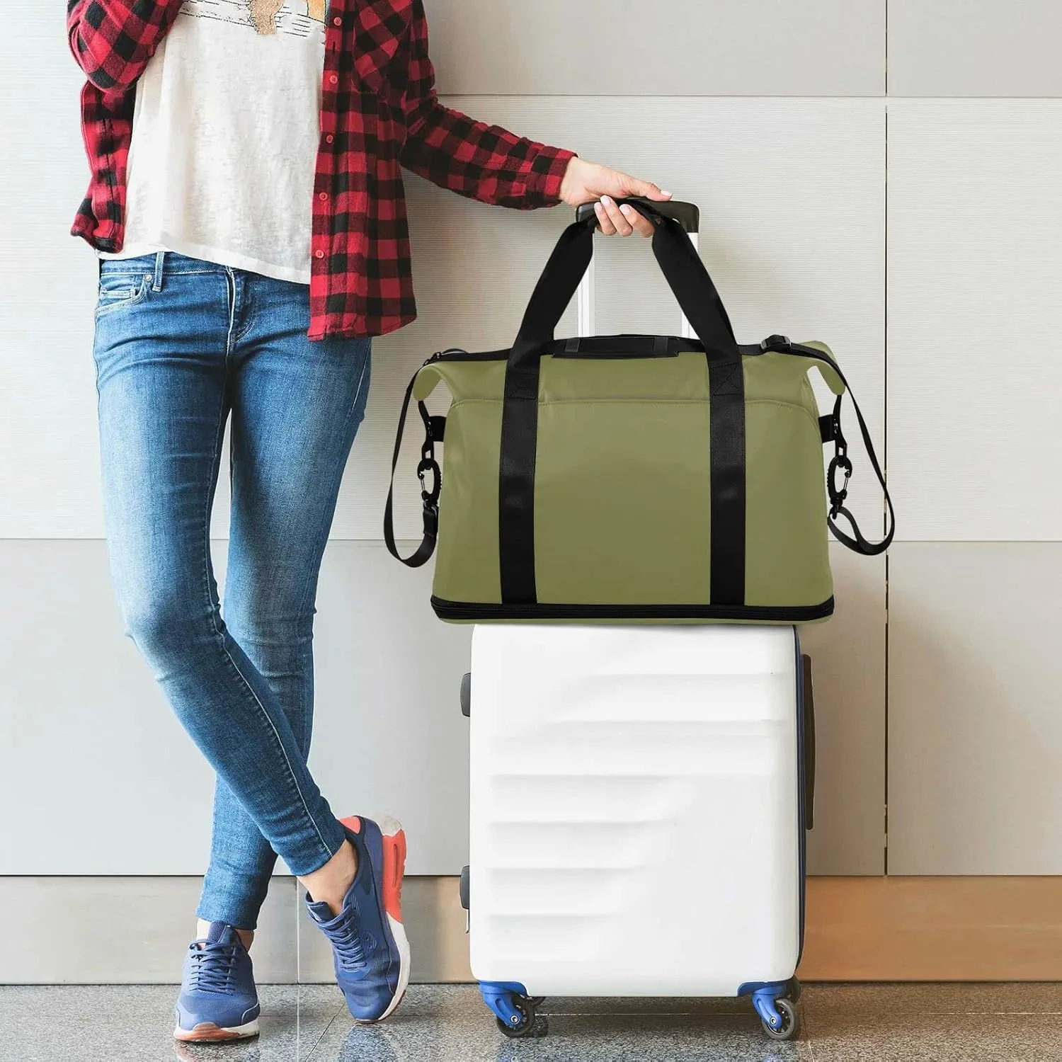 Dark Green Gym Bag for Women Men Travel Duffel Bag with Shoe Compartment Carry On Weekender Overnight Bags for Hospital Gym Travel