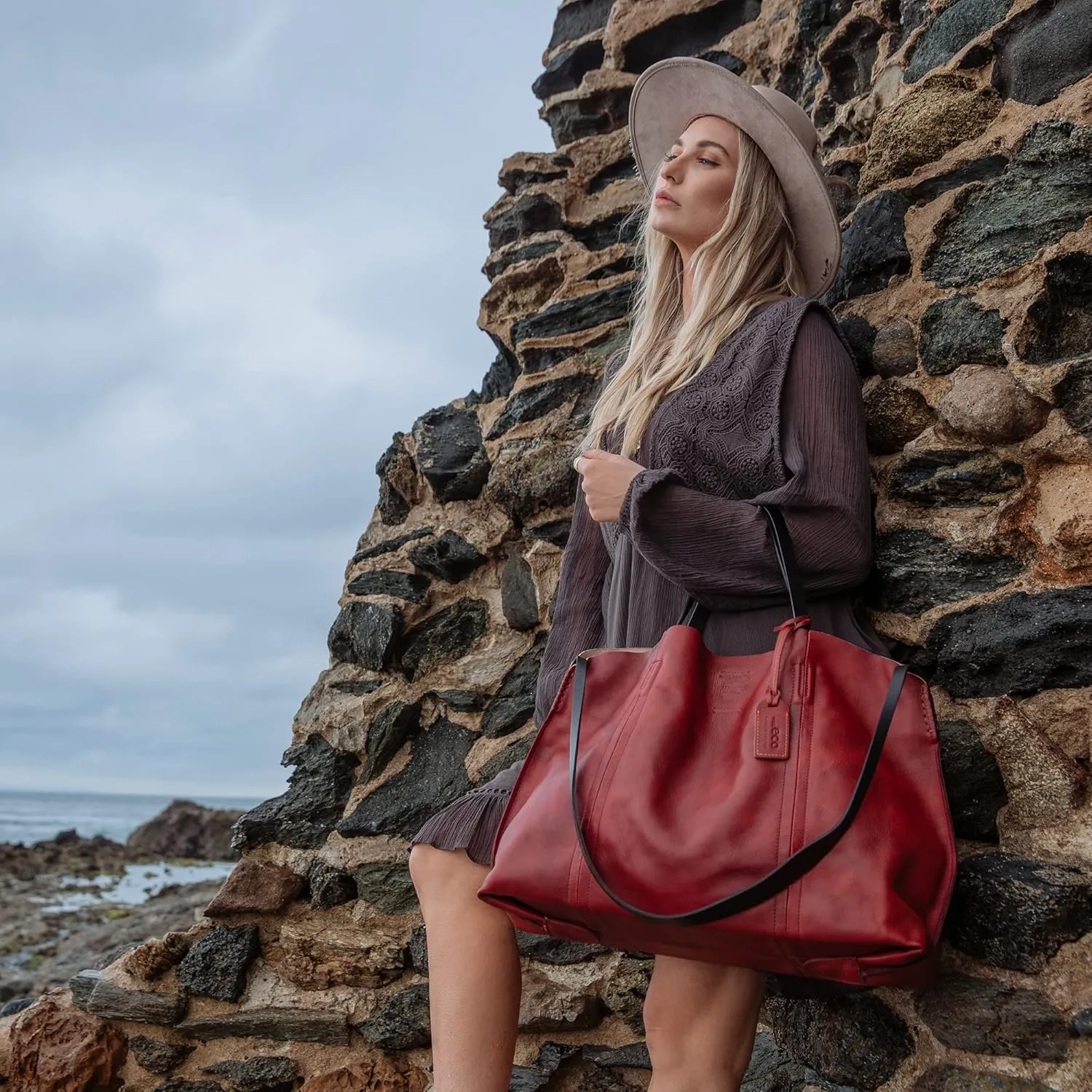 Genuine Leather Forest Island Tote | Spacious Handbag with Removable Inner Pouches