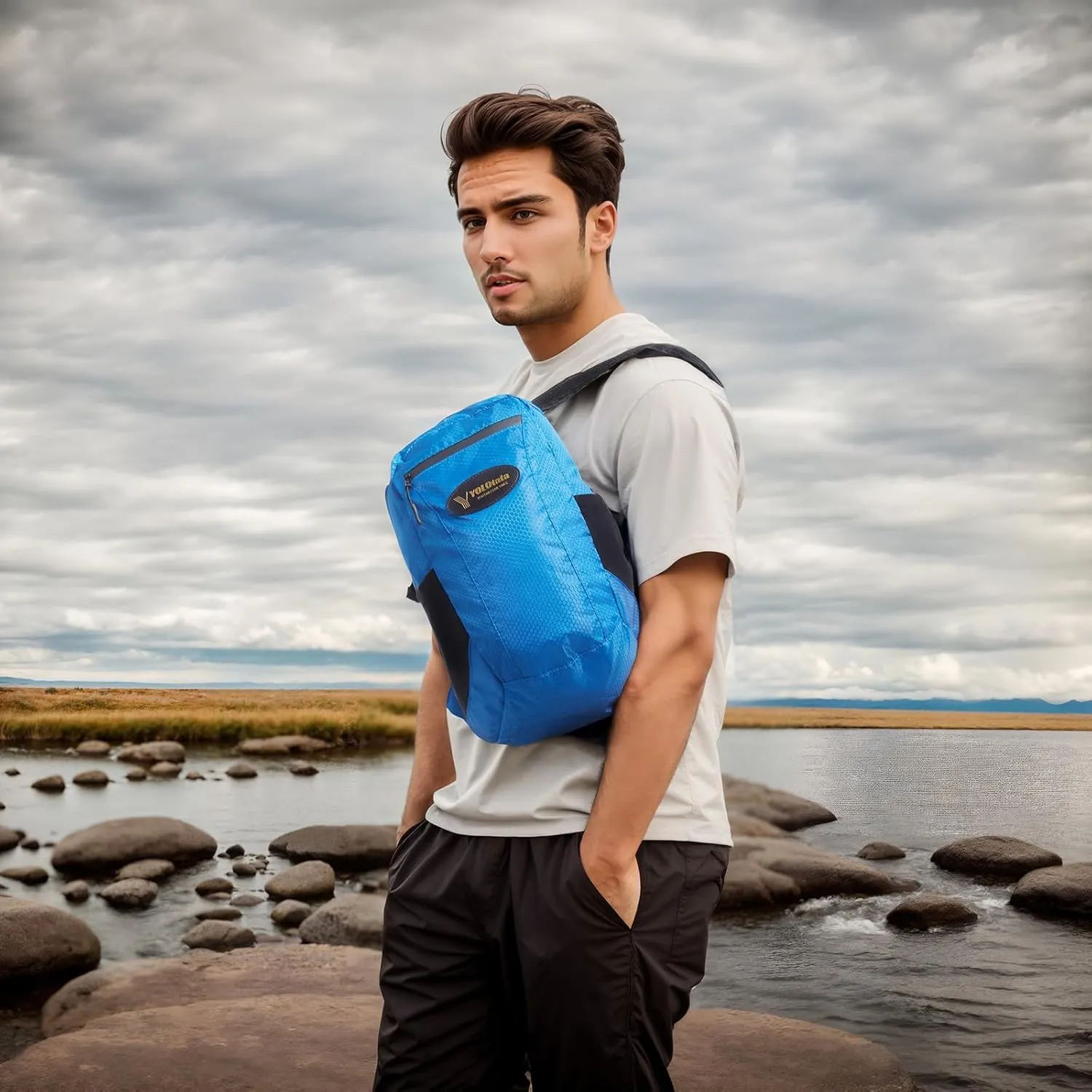 Hiking Daypacks for Women Waterproof Backpacks 15L Lightweight Packable Men Small Outdoor Sports Fan Multipurpose Travel Camping Bags Dark Blue