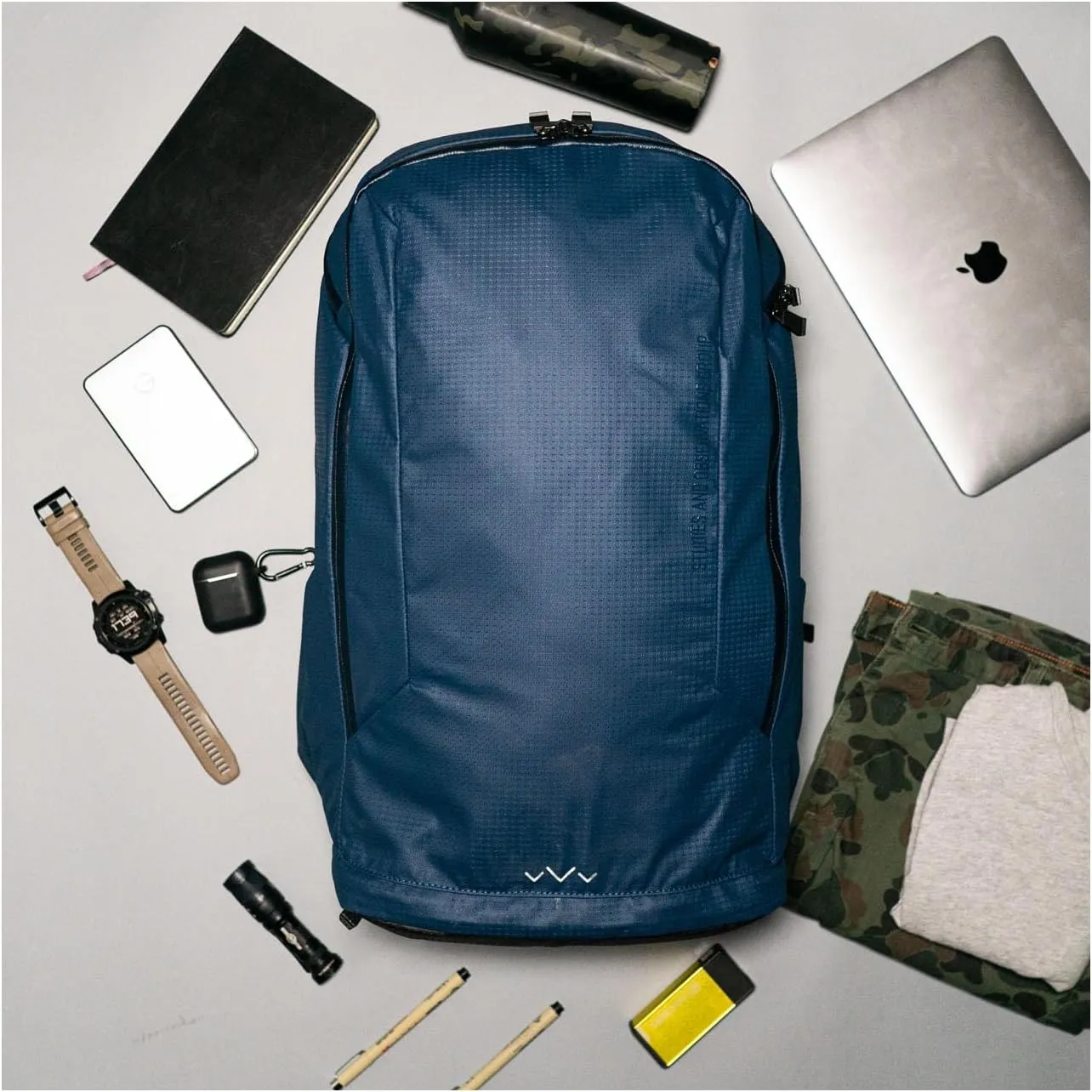 SOG Surrept/36 CS Liter Carry Lightweight Organized Functional Water-Resistant Nylon Travel Day Backpack, Steel Blue/Frost