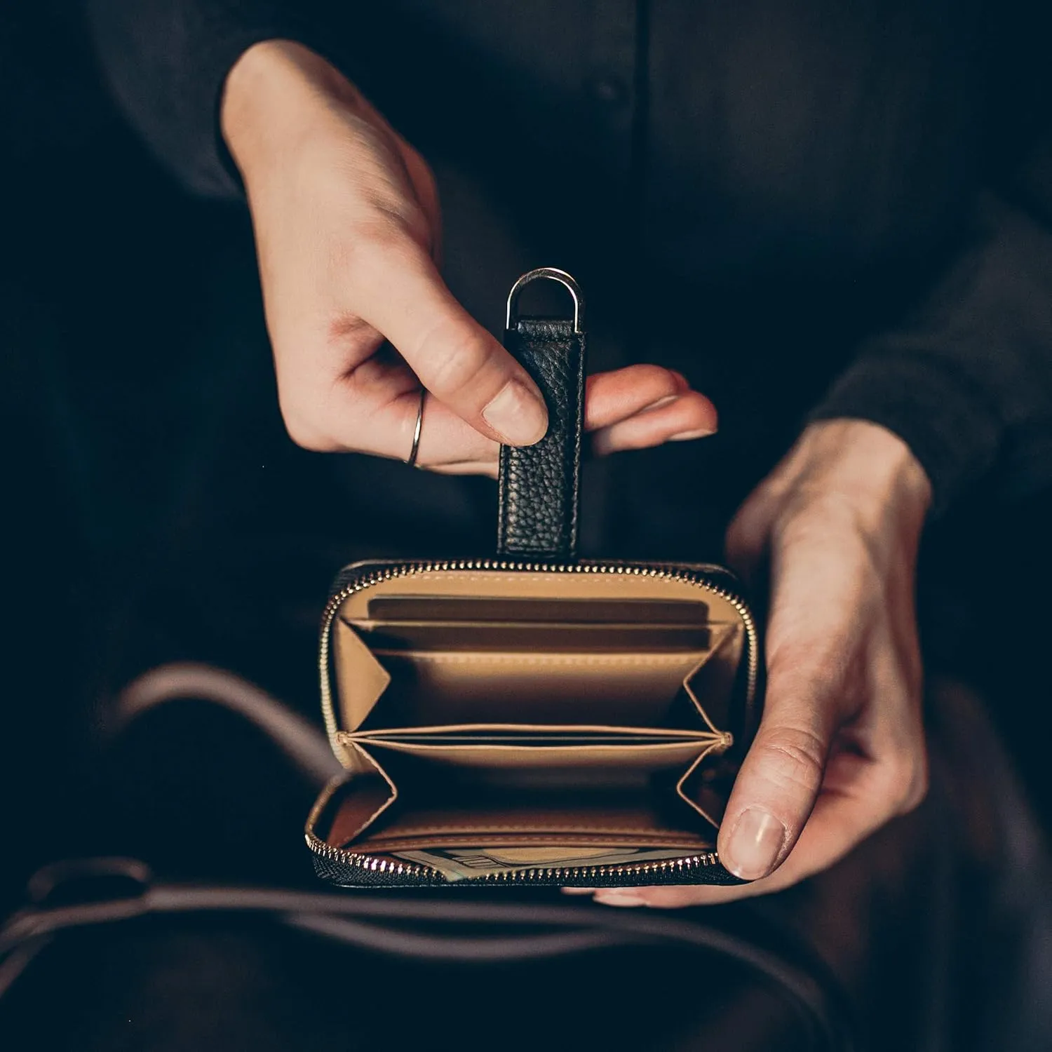 Vaultskin Small Wallet for Women, Leather Card Holder with RFID Blocking with Zipper Coin Pocket, Cash Pocket - Minimalist Wallet Women Slim Design for Everyday Use